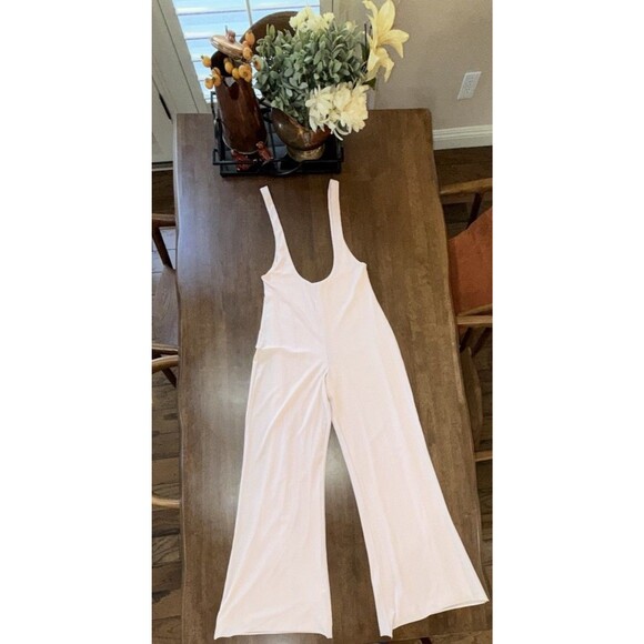 House of Harlow 1960 x REVOLVE Blush Pink Wide Leg Jumpsuit Womens Size M - Picture 8 of 11